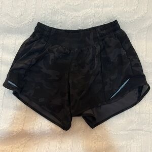 Hotty Hot High Rise Lined Short 2.5 Inch